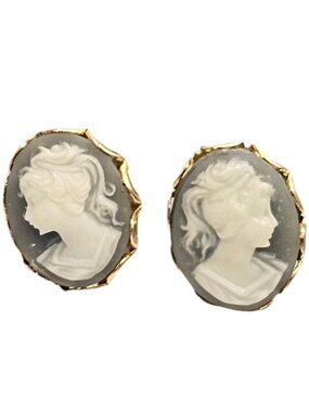 7K Yellow Gold Blue Cameo Stud Earrings #25737